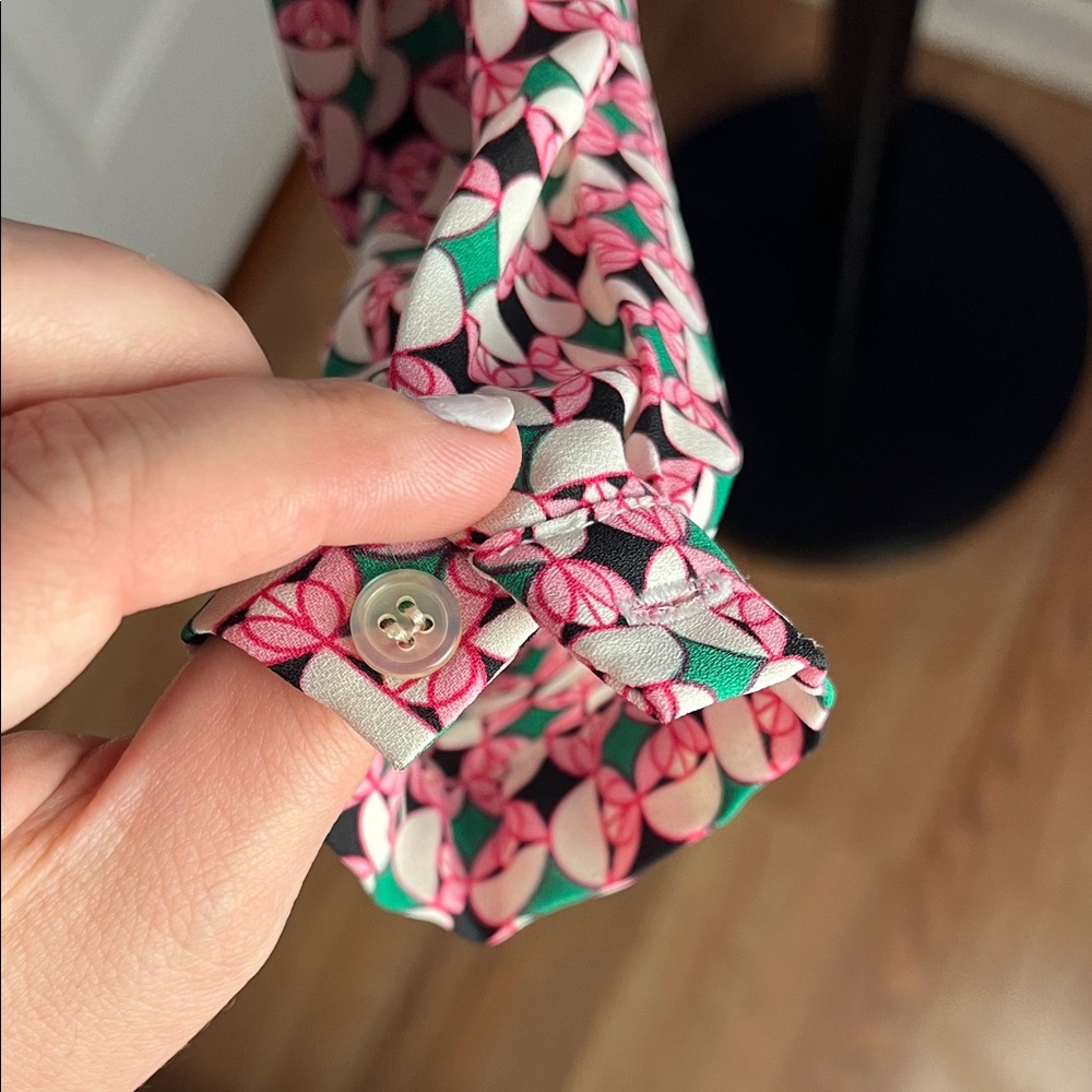 Rose & Olive Geometric Pink and Green Women's Jacket - Picture 4 of 5